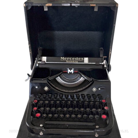 Duitse Mercedes Selekta typemachine in koffer Waffen-SS 1938