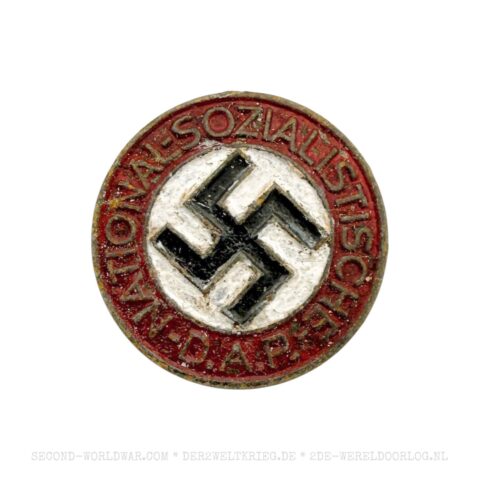 NSDAP Parteiabzeichen M1/77 bodemvondst