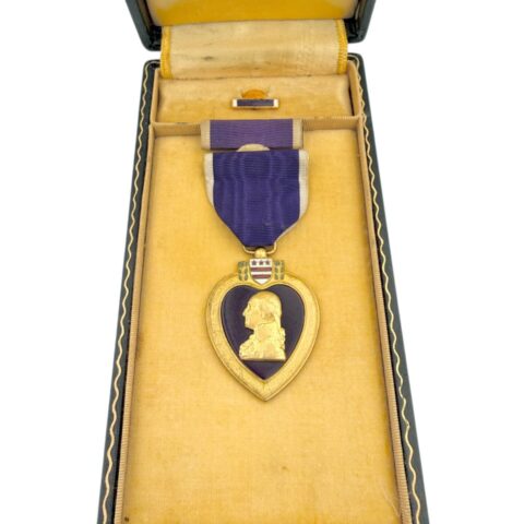 Amerikaanse Purple Heart medaille, pin en ribbon in doosje