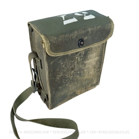 Amerikaanse veldtelefoon EE-8-B in canvas tas 1944
