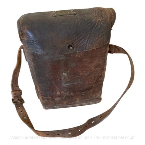 Amerikaanse veldtelefoon EE-8-A in leren tas 1941