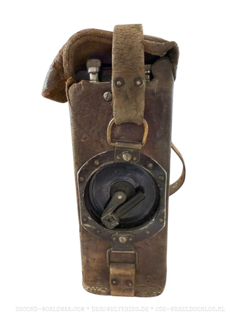 Amerikaanse veldtelefoon EE-8-A in leren tas 1941 - Afbeelding 2