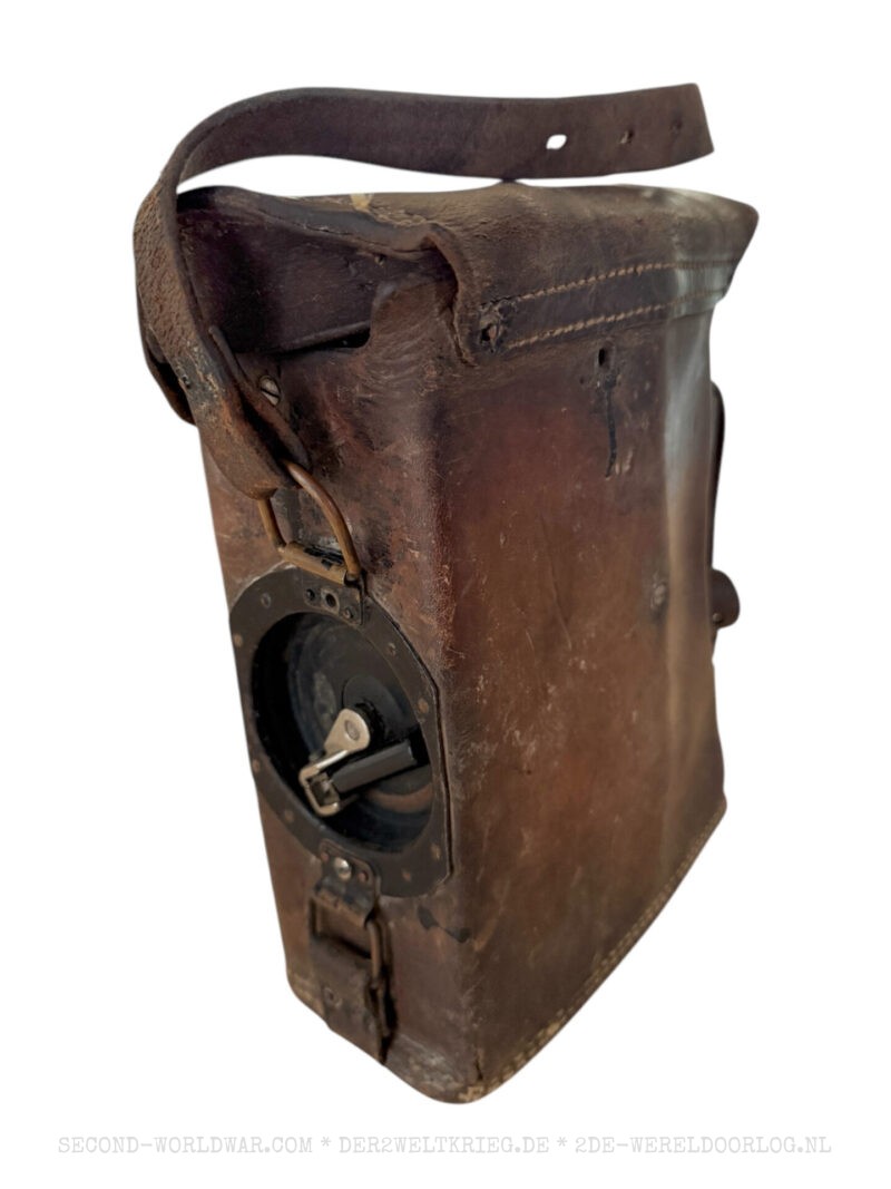 Amerikaanse veldtelefoon EE-8-B in leren tas - Afbeelding 2