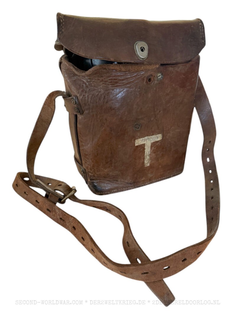 Amerikaanse veldtelefoon EE-8-B in leren tas 1944