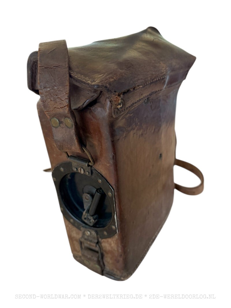 Amerikaanse veldtelefoon EE-8-B in leren tas 1944 - Afbeelding 2