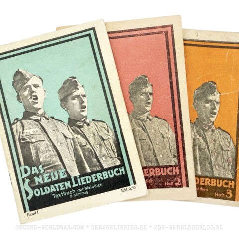 Duitse liedboekjes 'Das Neue Soldaten Liederbuch' 1, 2, 3